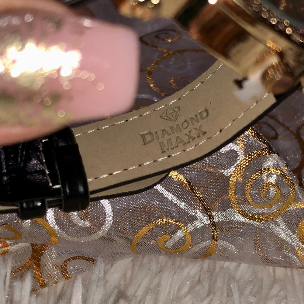 Real diamond watch for women NOT CZ not moissanite best off for Mother’s Day HOT - Picture 7 of 11